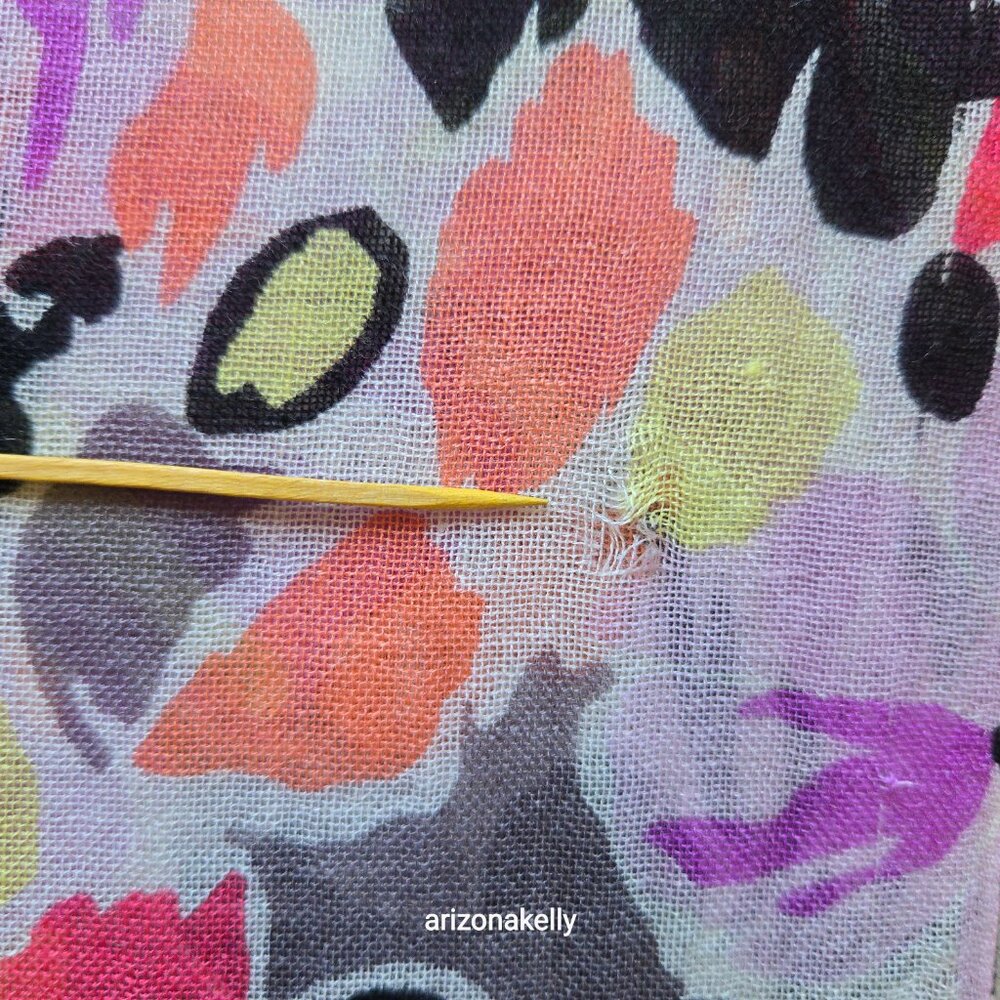 Lily Pulitzer Cashmere Silk Murfee Scarf Pink Floral Pop Pink in the Garden - Picture 6 of 11
